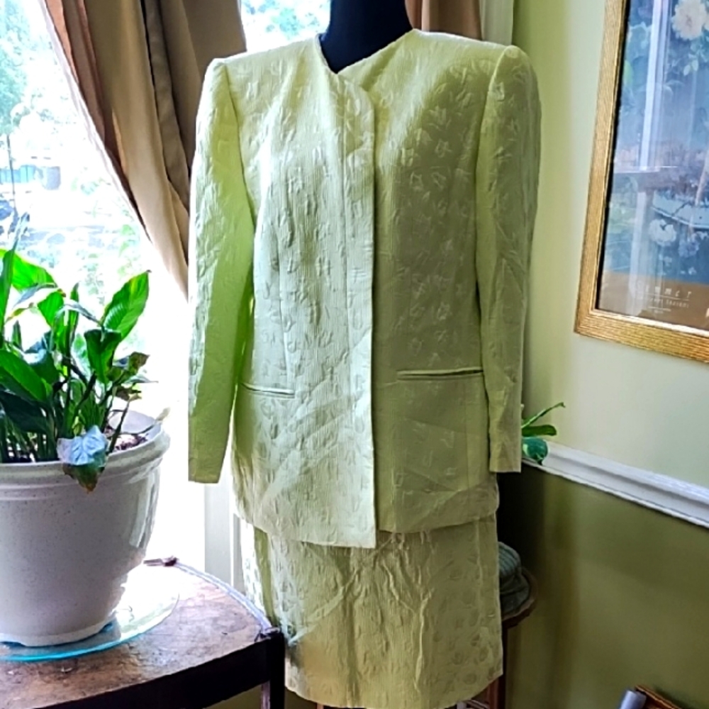 Louis Feraud Yellowgreen Skirt Suit